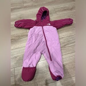 North Face baby snowsuit. Size 6-12 months. Like new.